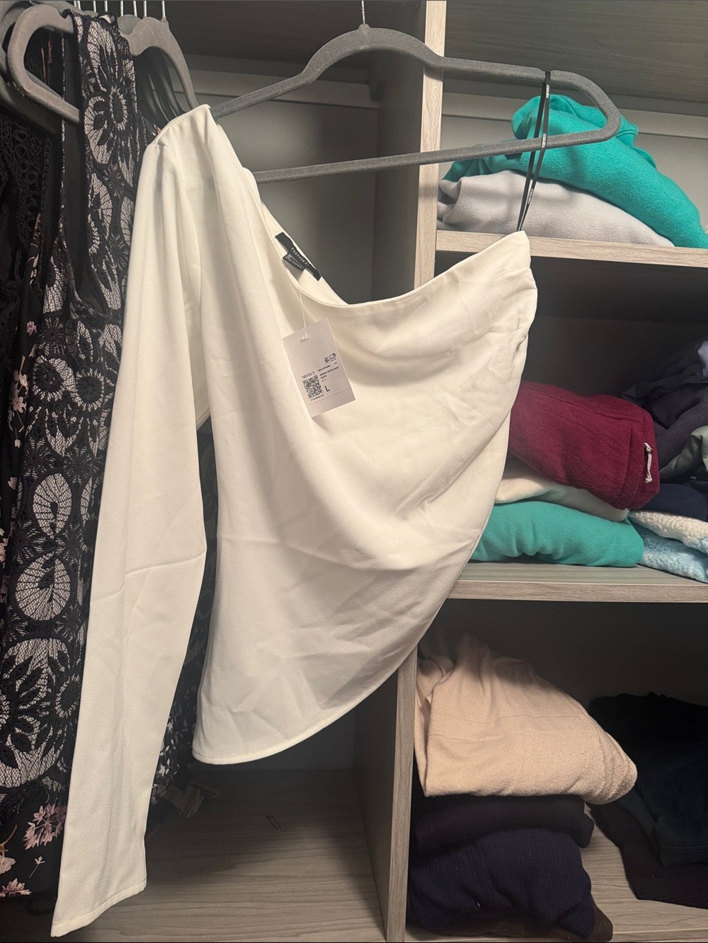 Forever 21 White One-Shoulder Long Sleeve Top